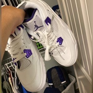 Jordan 4 metallic purple
